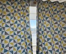 Set of curtains
