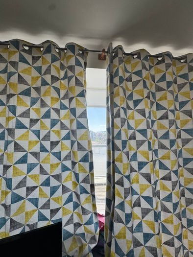 Set of curtains