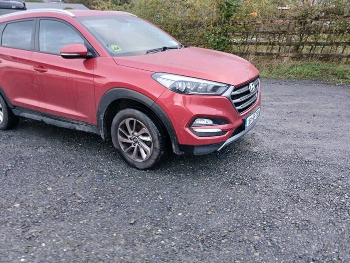 Hyundai tuscon