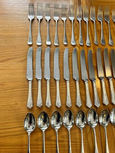 Vintage Newbridge Flatware Set x 47 Pieces