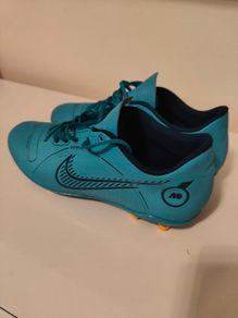 football shoes Nike mercurial size 9.5