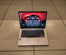 Asus ZenBook New Battery 7h Office Pro Plus