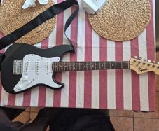 Squier Mini Strat