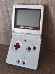 Nintendo Gameboy Advance SP Famicom Edition