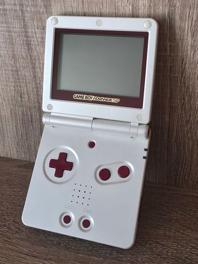 Nintendo Gameboy Advance SP Famicom Edition