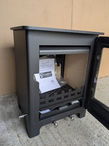 Snuggle Stove 5kw NEW