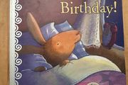 Hurry Up, Birthday! - Hardback: Ages 3-5 years