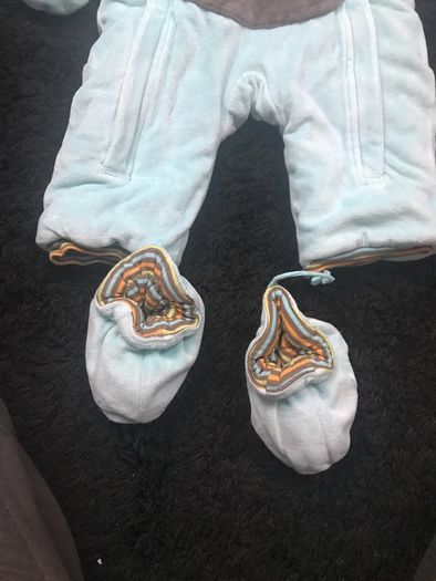 Winter/snow suit 6-9 mnts