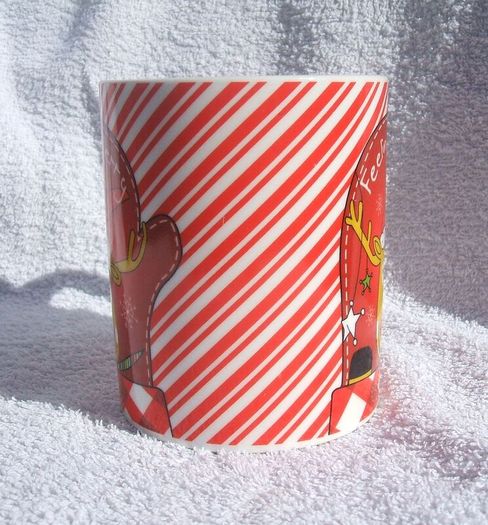 FEELING MERRY (Primark Home, Pennys) - a very large Christmas themed porcelain mug  (excellent unused condition)