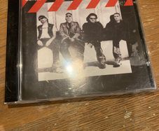 U2 How to Dismantle an Atomic Bomb