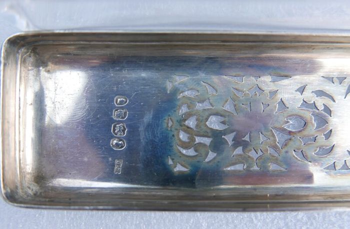 Victorian Sterling Silver Birmingham, Chester Hallmarked Antique Silver Lidded Cut Glass Dressing Table Set of Scent Bottles and Trinket Box