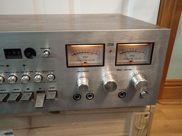 Akai GXC-710D stereo tape deck hifi audio cassete golden era