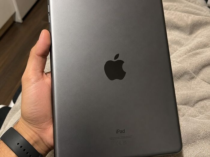 Apple iPad 9th Generation - 64GB