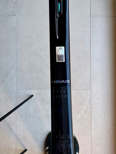 Head Speed Pro Legend tennis racket 310g 100 sq in