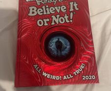 Ripleys nelieve it or not  2020 free with purxhase of other books