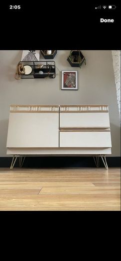 sideboard