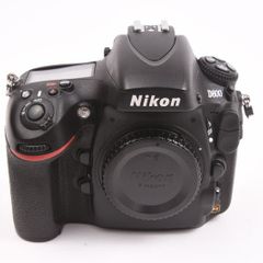 Nikon D800 Body (in new condition)