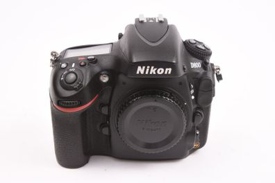 Nikon D800 Body (in new condition)