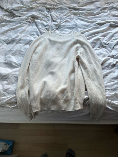 Kaws x Uniqlo lambswool sweater