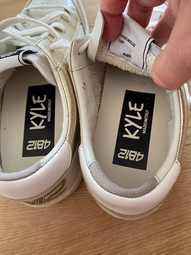 4B12 Sneakers Kyle 112