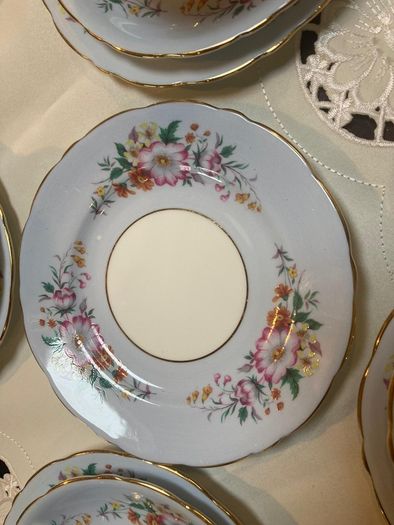 Royal Couldon tea set