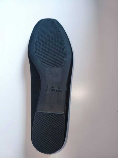 Primark black ballet flats - size 4