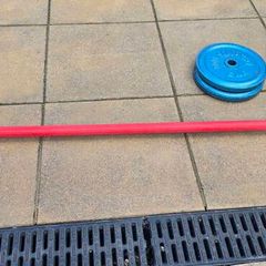 weight bar and plates body sculpture