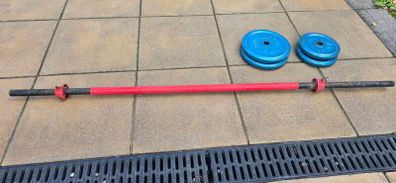 weight bar and plates body sculpture