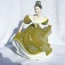 LYNNE (Royal Doulton HN 2329) - a finely produced figurine (1970's / 1980's). 7 3/16" (182mm) height. Image 8