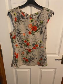 Ladies Oasis Top size 10