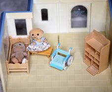 Sylvanian Families surgery