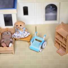 Sylvanian Families surgery