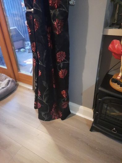 black/red lined curtains