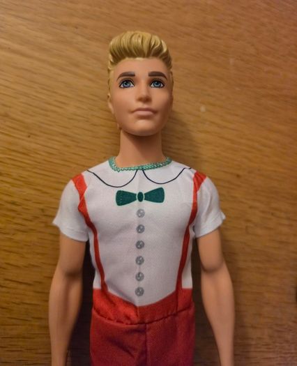 Barbie and Ken dolls Xmas