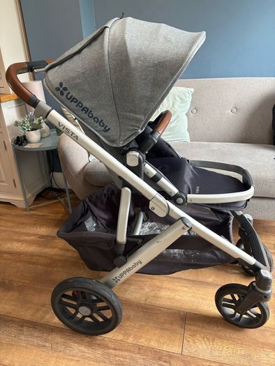 Uppababy Vista travel system