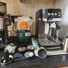 Sage The Bambino Plus Coffee machine and sage smart grinder Pro