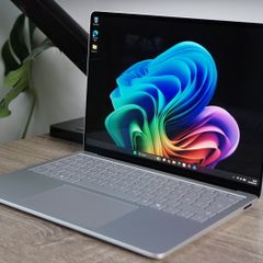 New Microsoft Surface Laptop 7 | Intel Ultra 7 266V | 16GB | 256GB | 3-Year Extended Warranty