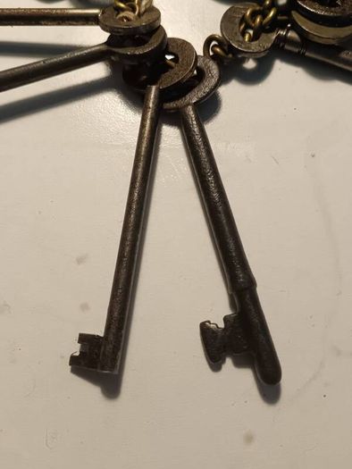 18 Georgian and Victorian Keys
