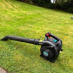 Makita 4 stroke leaf blower
