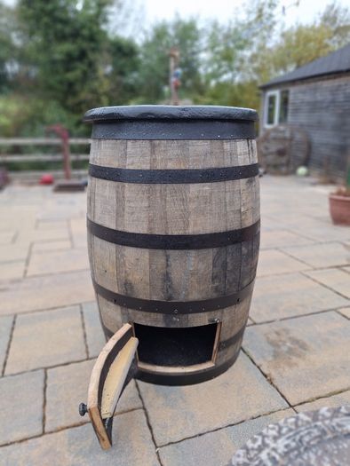 Oak barrel coal bunker