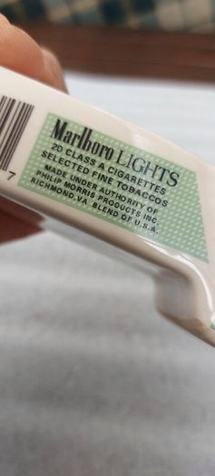 marlboro novelty ashtray,,buyer collects or pays postage, sold as seen, see pictures for condition,