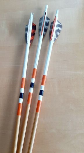 Vintage quiver with arrows