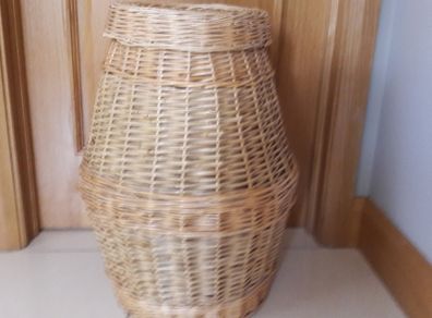 Wicker basket