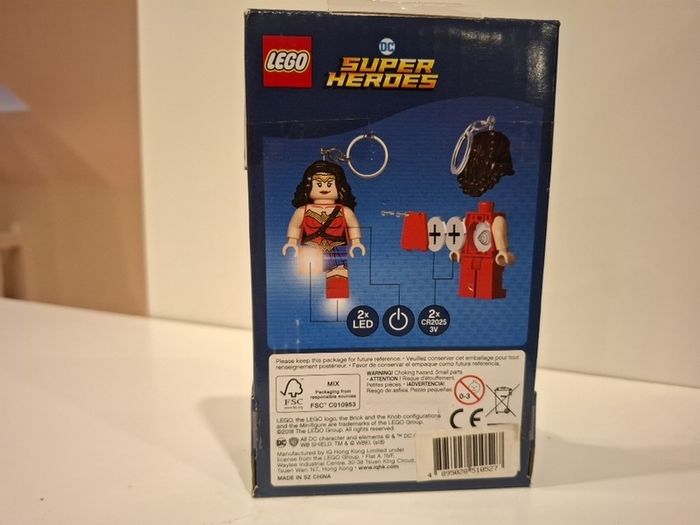 Lego Wonder Woman LED torch keyring