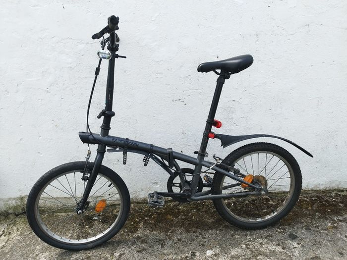 Btwin Tilt 100 folding bike