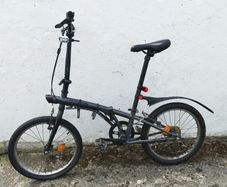 Btwin Tilt 100 folding bike