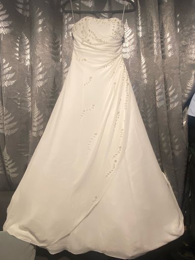 wedding dress
