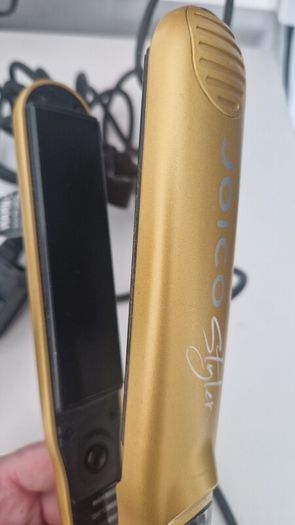 joico hair straightener
