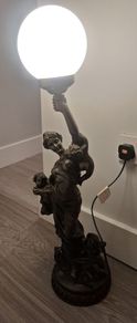 Large table lamp