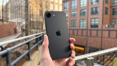 iphone 16E unlocked